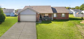 1208 Western Ct, Shelbyville, IN 46176