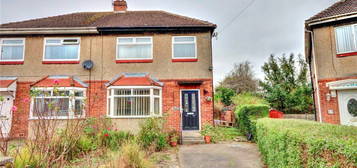 3 bed semi-detached house for sale