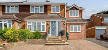 4 bedroom semi-detached house for sale