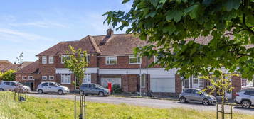 Terraced house to rent in Meadow Parade, Rottingdean, Brighton BN2