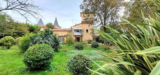 Vente maison 7 pièces 260 m²