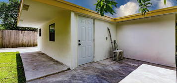 312 Baker Dr Unit 2, West Palm Beach, FL 33409