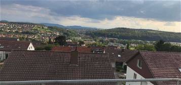 Gepflegte 2,5-Zimmer-Wohnung mit Balkon und Einbauküche in Uhingen