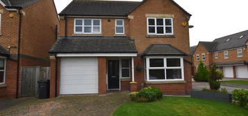 4 bedroom detached house to rent