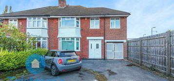 4 bedroom semi-detached house