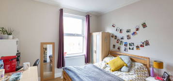 8 bed shared accommodation to rent