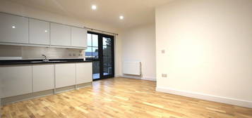 2 bed flat to rent