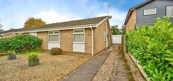 2 bed detached bungalow for sale