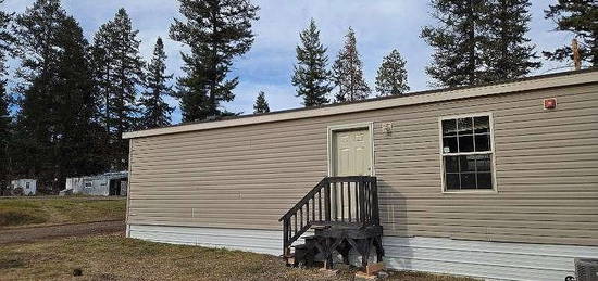 300 Bierney Creek Rd #8, Lakeside, MT 59922