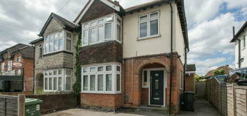 3 bedroom semi-detached house