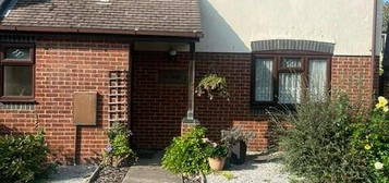 3 bedroom semi-detached house