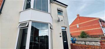 Terraced house to rent in Southview Road, Weymouth DT4