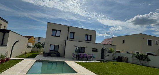 Maison individuelle Dijon sud avec piscine