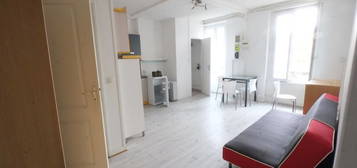 Particulier loue Studio - 35m² - Saint Etienne