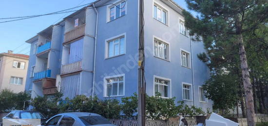 MEGA'dan YUNUSEMRE DE 3+1 SİTE İÇİ BAKIMLI DAİRE