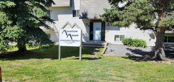 4932 48th St, Rocky Mountain House, AB T4T 1R1