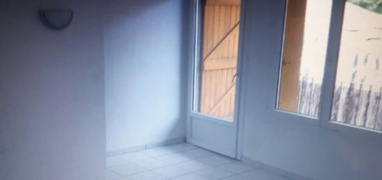 Studio 28m2 avec balcon 4m2