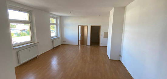 Helle günstige 2-Raum Wohnung ideal für 1-2 Personen