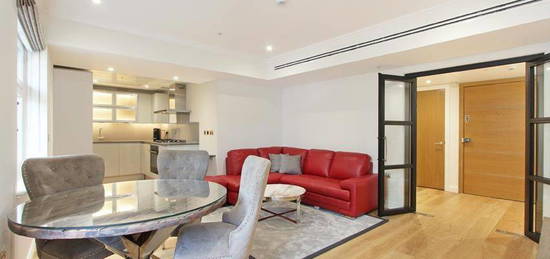 Flat to rent in North Row, Mayfair W1K