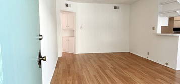 458 Hayworth Ave Unit 305, Los Angeles, CA 90048