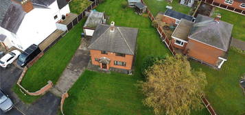 3 bed detached house for sale