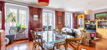 METRO PERE LACHAISE - BEL APPARTEMENT DE 66M² DANS L'ANCIEN