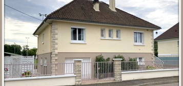 Maison  à vendre, 5 pièces, 4 chambres, 125 m²