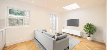 Flat for sale in Hetley Road, London W12