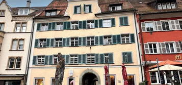 NOSTALGIE BEIM OBERTOR!  Modernisierte, grosszügige 4 1/2-Zi.Whg. mit Loggia in historischem Haus