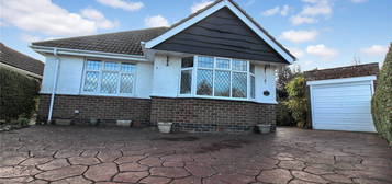 Bungalow for sale in Banbury Close, Lawns, Swindon, Wiltshire SN3