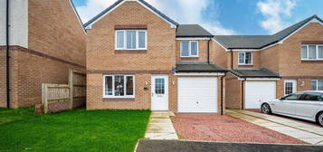 4 bed detached house for sale