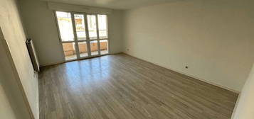 Location appartement 3 pièces 77 m²