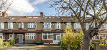 4 bedroom terraced house