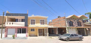 Casa En Pabellon De Arteaga Aguascalientes Remate Bancario Sk02