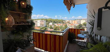 EXCLUSIVITE  STUDIO 25m² Le Cannet terrasse, cave