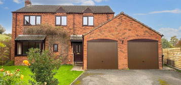 4 bed detached house for sale