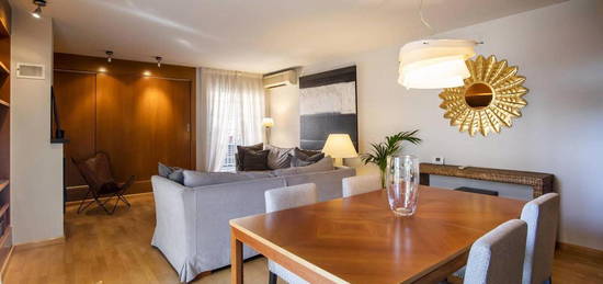 Apartamento de alquiler en Carrer de Bertrand I Serra, Sant Gervasi i la Bonanova