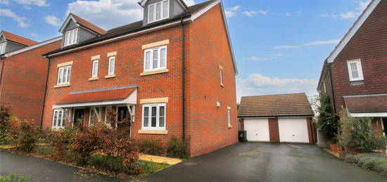 4 bed semi-detached house to rent