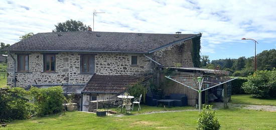 Maison de village  à vendre, 6 pièces, 4 chambres, 131 m²