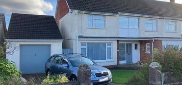 5 bedroom semi-detached house to rent