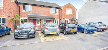 Terraced house to rent in Sotheron Road, Watford, Hertfordshire WD17