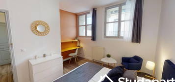 Studio meublé  à louer, 1 pièce, 13 m², Étage 1/–