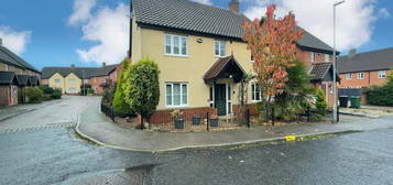 4 bedroom link detached house