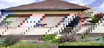 Sarkad, Belváros
