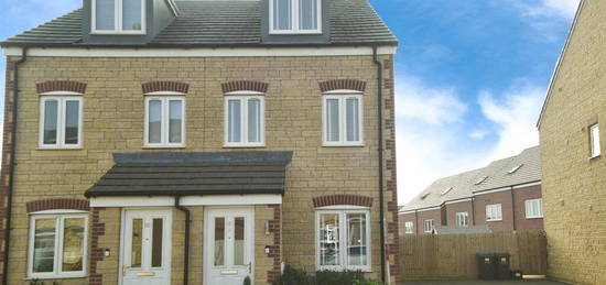 3 bedroom semi-detached house for sale