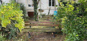 NANCY - Rue de Nabécor : Charmant appartement avec jardin