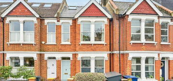 4 bedroom terraced house for sale