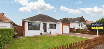 2 bed bungalow for sale