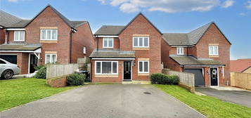 4 bed detached house for sale