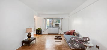 235 Adams St Apt 2I, Brooklyn, NY 11201